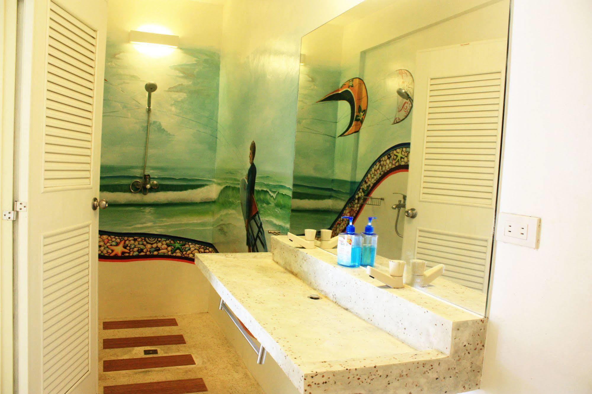 Mangoriders Beach Club Катиклан Экстерьер фото