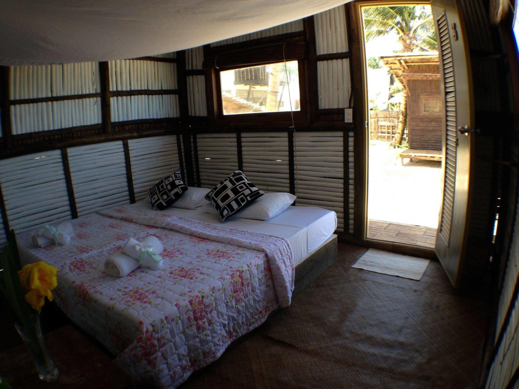 Mangoriders Beach Club Катиклан Экстерьер фото
