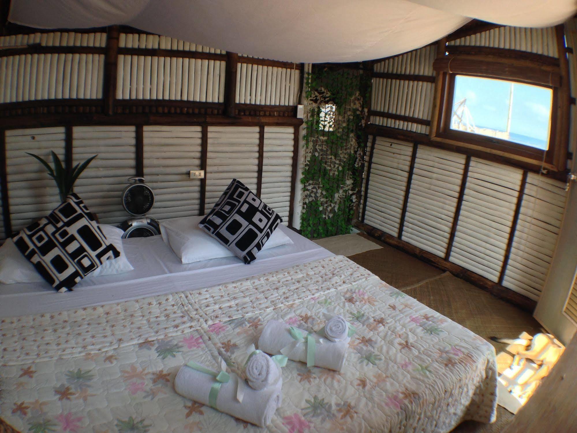 Mangoriders Beach Club Катиклан Экстерьер фото