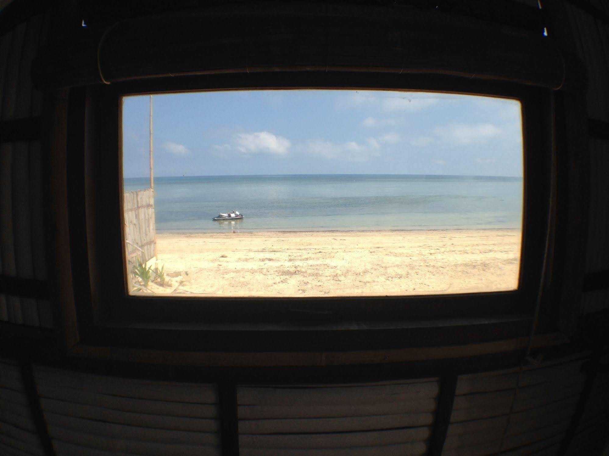 Mangoriders Beach Club Катиклан Экстерьер фото