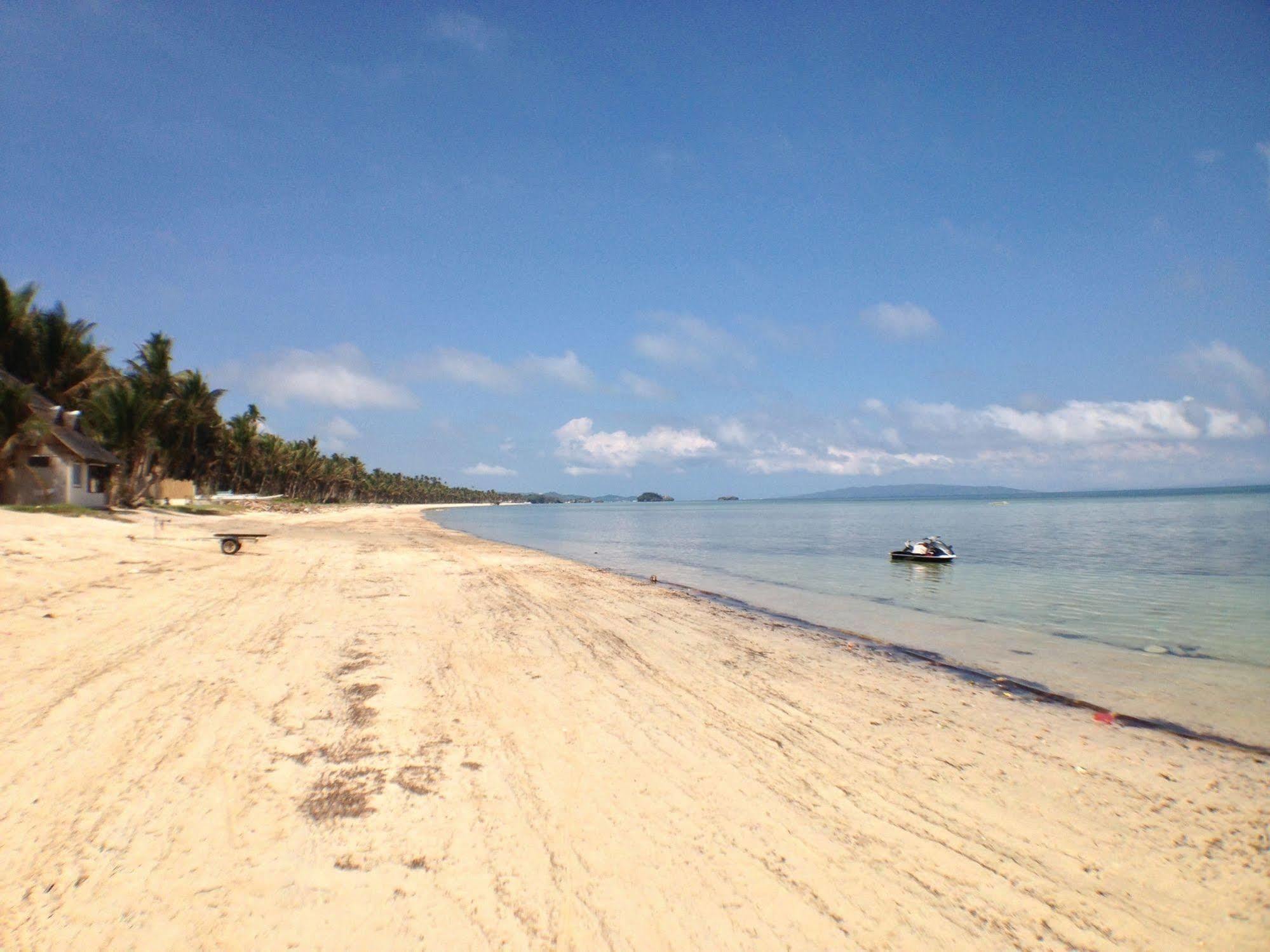 Mangoriders Beach Club Катиклан Экстерьер фото