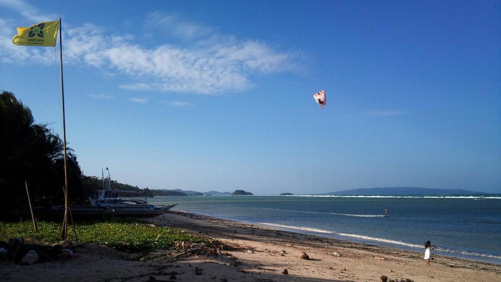 Mangoriders Beach Club Катиклан Экстерьер фото